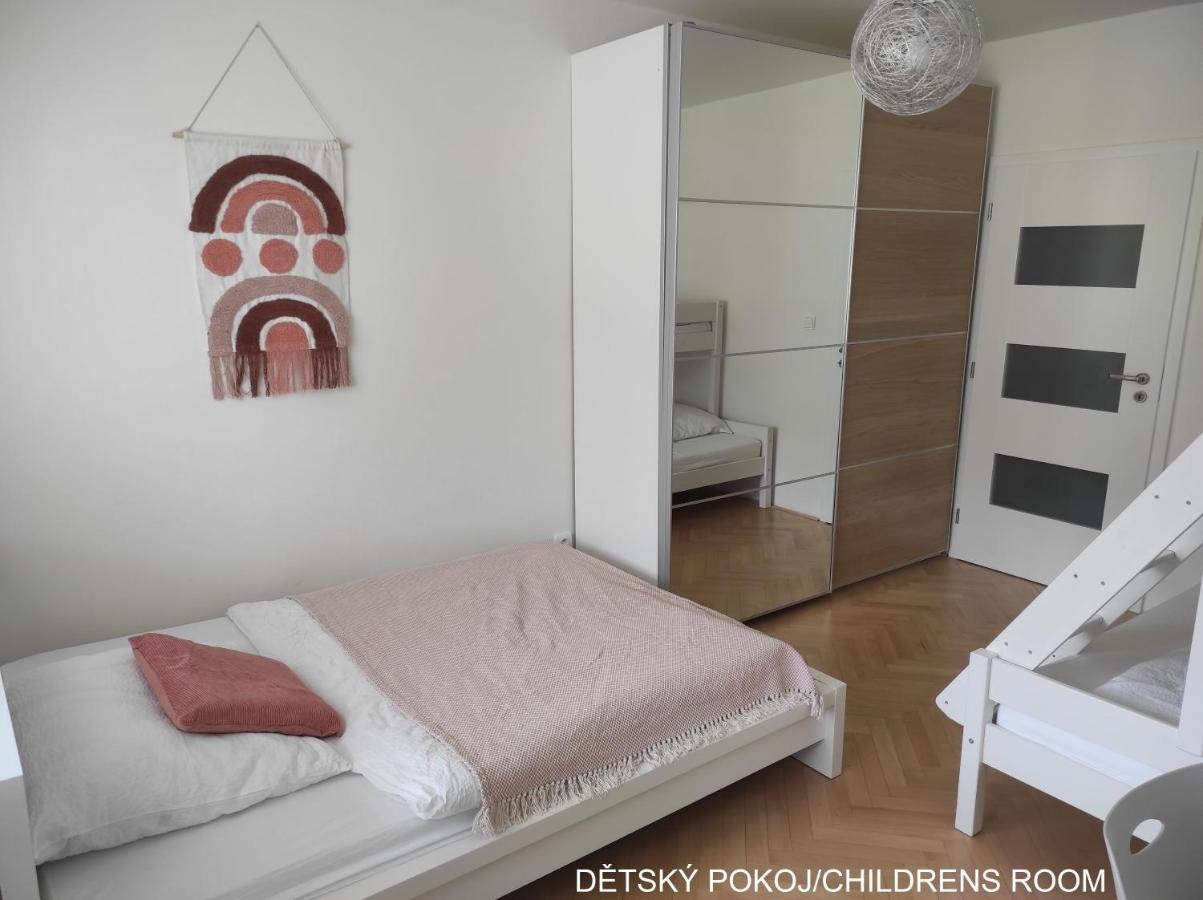 Appartamento Dobre Misto Loučná nad Desnou Esterno foto